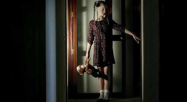 La mujer que hablaba con los muertos