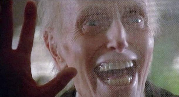 Poltergeist II: El otro lado